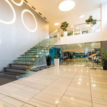 Hotel Ali Baba Humenné Exteriör bild