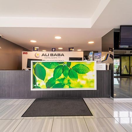 Hotel Ali Baba Humenné Exteriör bild